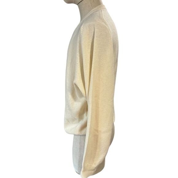 Club Room Vintage Light Yellow Pure Lambswool V-Neck Sweater - Picture 4 of 8